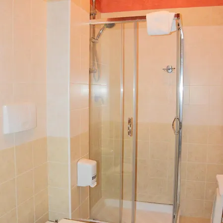 Nouvel Des Bains Ξενοδοχείο 3*
