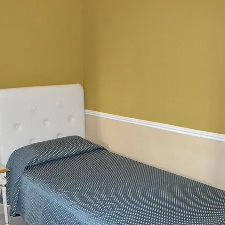 Ξενοδοχείο Nouvel Des Bains 3*