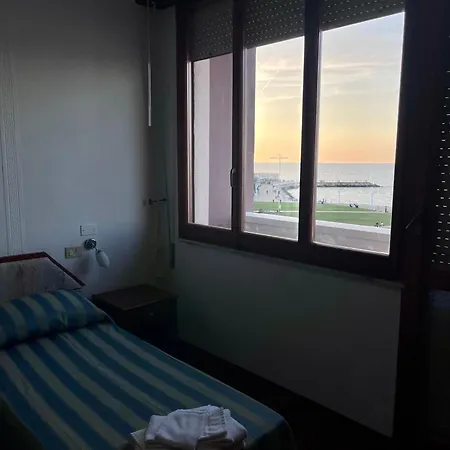 Nouvel Des Bains بيزارو