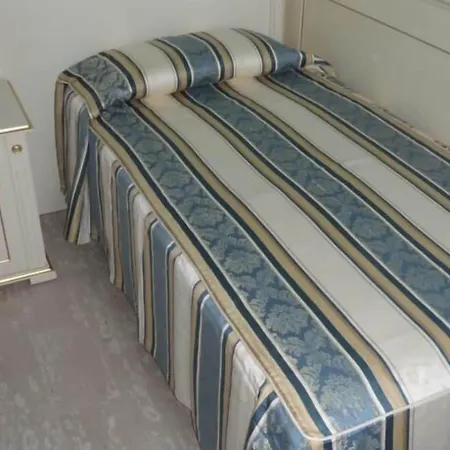 فندق Nouvel Des Bains