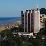 B&B Hotel Pesaro Des Bains
