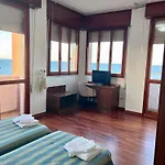 Hotel B&B Hotel Pesaro Des Bains 3*