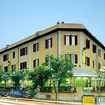 Hotel B&B Hotel Pesaro Des Bains 3*