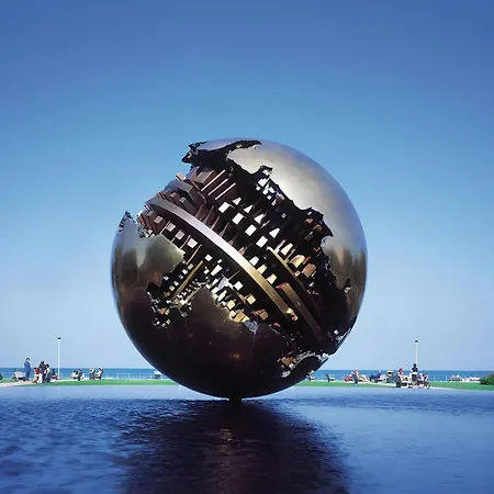 Szálloda Nouvel Des Bains Pesaro