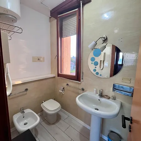 Szálloda Nouvel Des Bains Pesaro