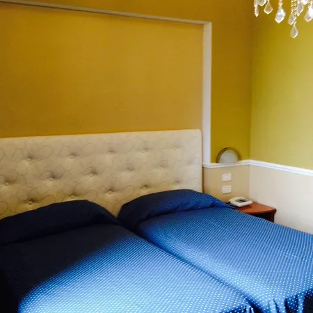 Nouvel Des Bains Hotel