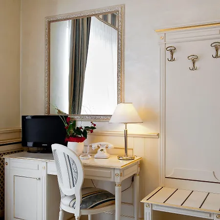 Nouvel Des Bains 3* Pésaro