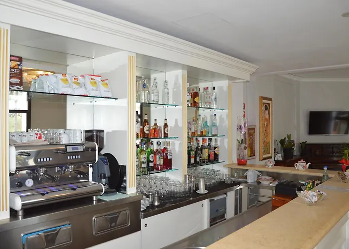 Nouvel Des Bains 호텔