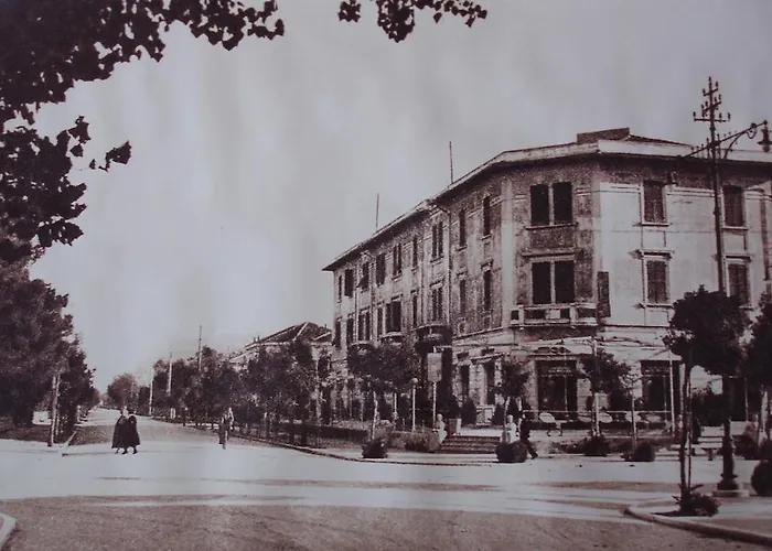 Nouvel Des Bains ホテル 3*