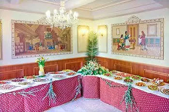 Nouvel Des Bains Hotel